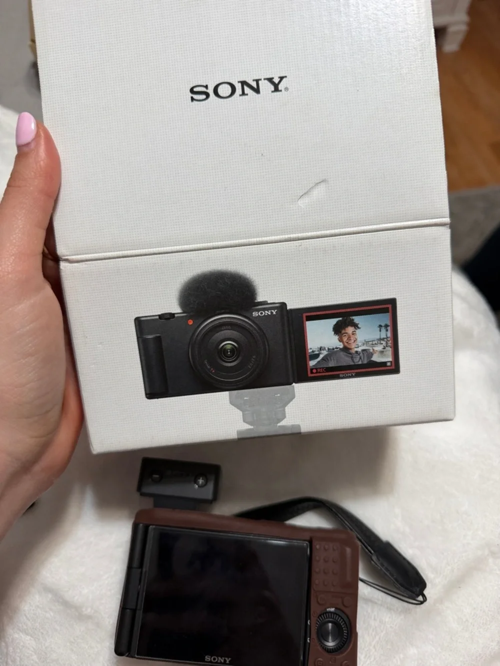 Sony Brown Compact Digital Camera with Pop-Up Flash
